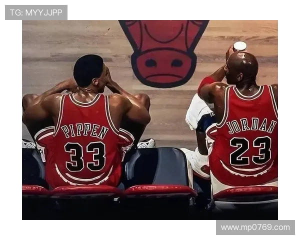 乔丹公牛与金州勇士的巅峰对决历史回顾与战术分析