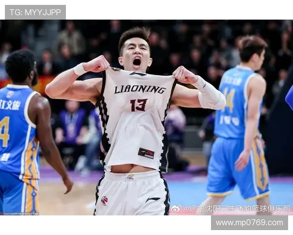 郭艾伦领衔中国男篮新征程展现拼搏精神与团队力量的完美结合